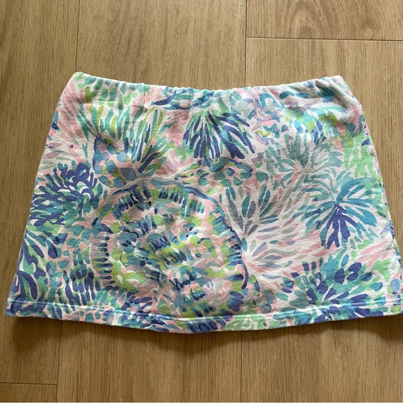 Lilly Pulitzer girl’s dress and skort, size medium (6-7) - Picture 14 of 14